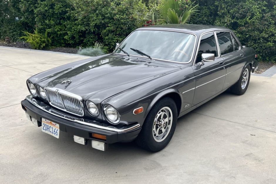 1985 Jaguar X350/X356/X358 XJ (2004-2009) sold for $6,400