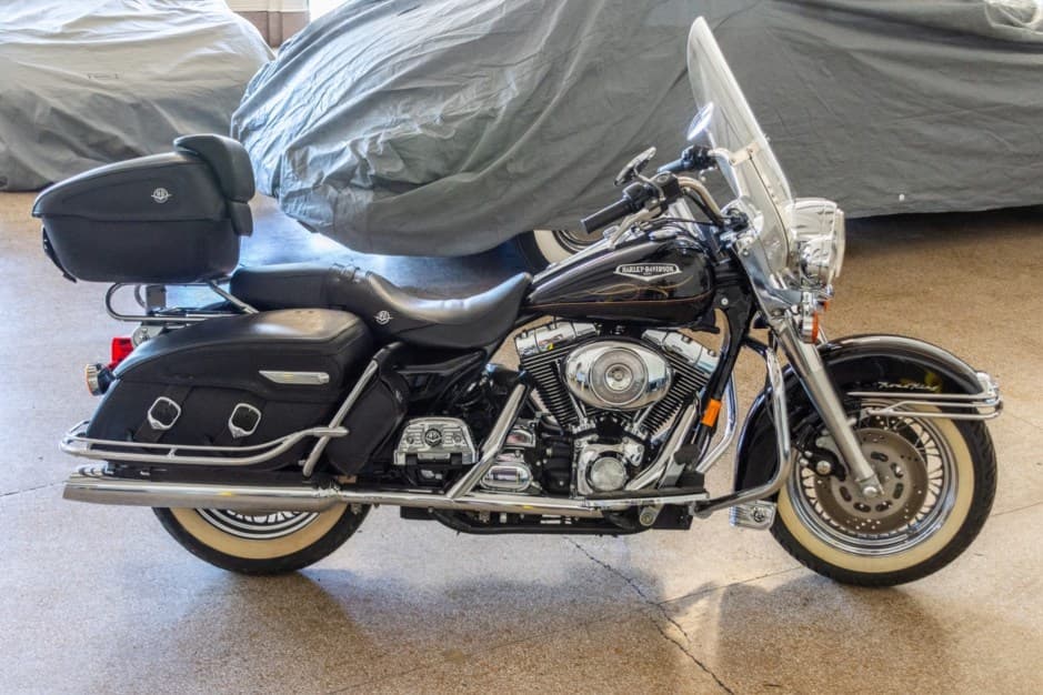 1999 Harley-Davidson Touring sold for $10,000