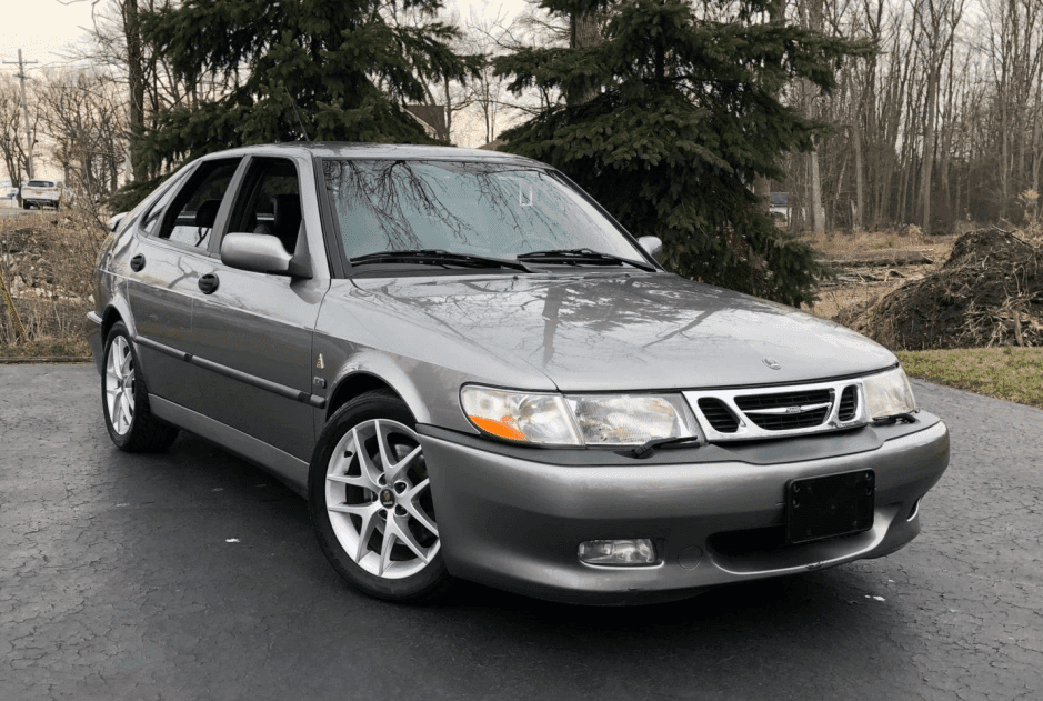 2001 Saab 9-3 Viggen sold for $8,000