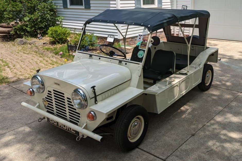 1968 Mini Moke Classic sold for $37,750