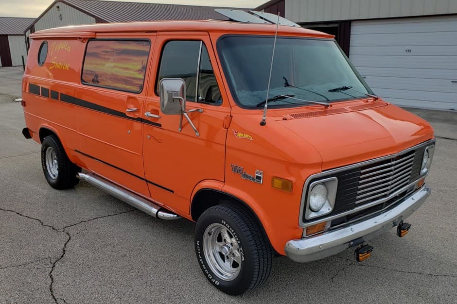 1977 GMC  sold for $19,999