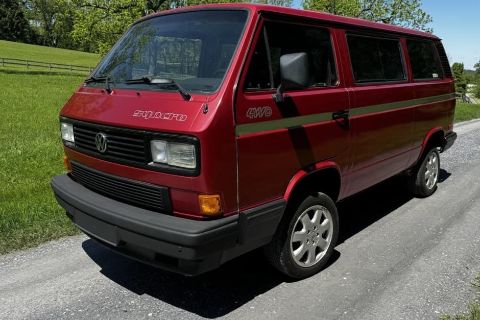 1989 Volkswagen Vanagon sold for $11,750