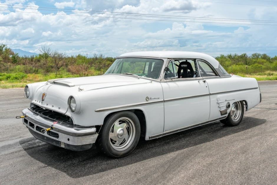 1952 Mercury Monterey sold for $48,000