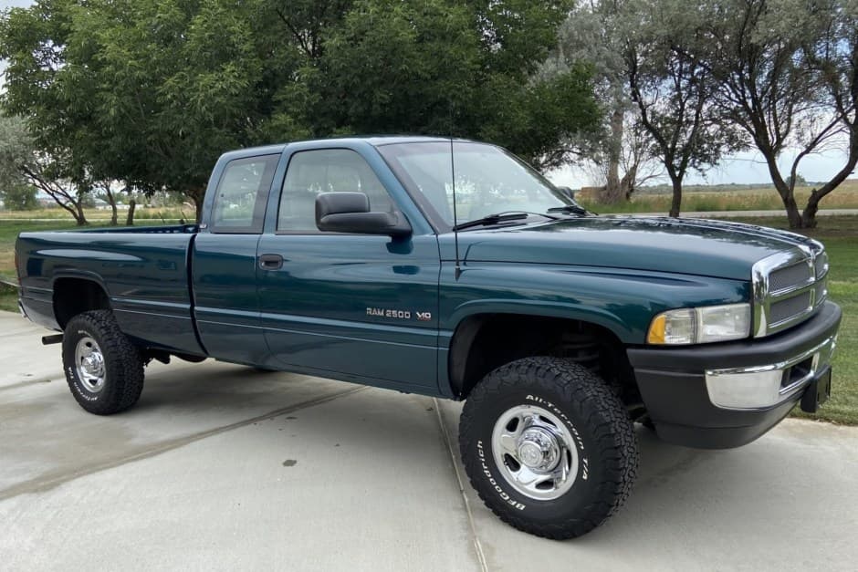 1995 Dodge Ram (1994-2001) sold for $20,500
