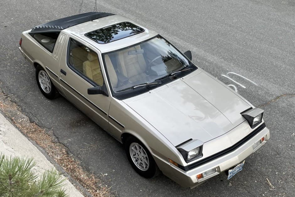 1985 Chrysler Conquest & Mitsubishi Starion sold for $6,300