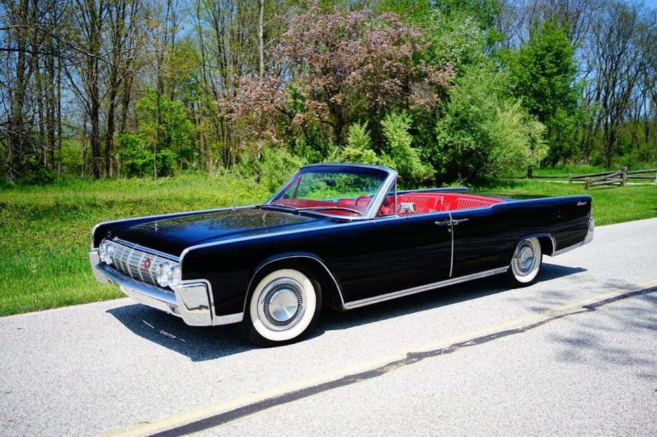 1964 Lincoln Continental (1961-1969) sold for $85,000