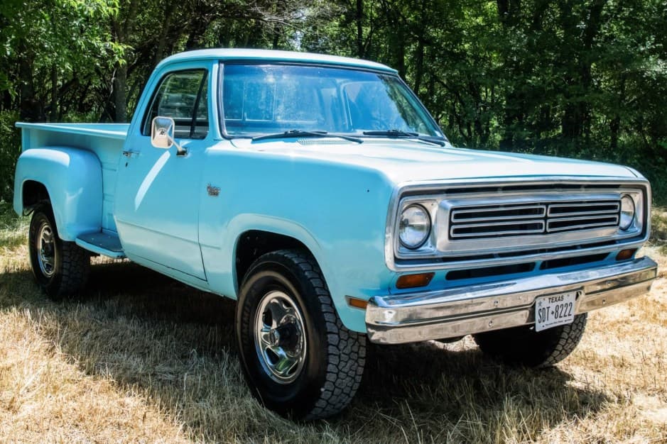 1972 Dodge Power Wagon sold for $12,000
