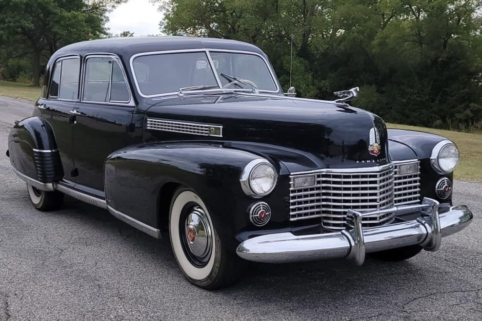 1941 Cadillac Sixty Special sold for $30,250