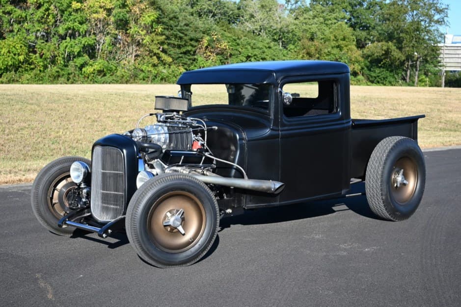 1933 Ford Pickup 1932-1934 & sold for $20,220