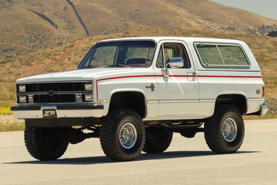 1983 Chevrolet K5 Blazer 1973-1991 sold for $29,000