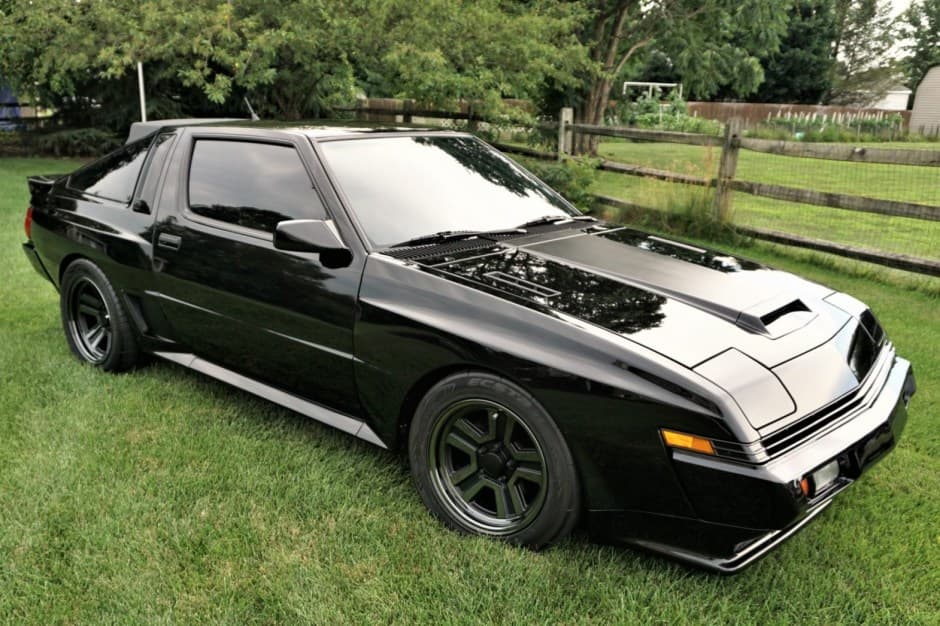 1988 Chrysler Conquest & Mitsubishi Starion sold for $17,000