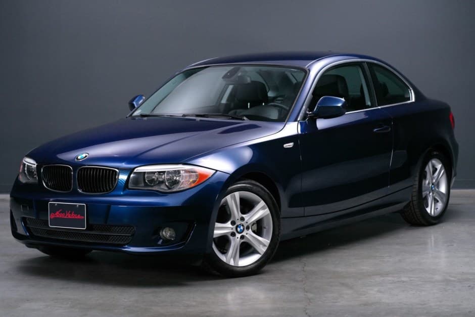 2013 BMW E82/E88 1-Series sold for $23,000