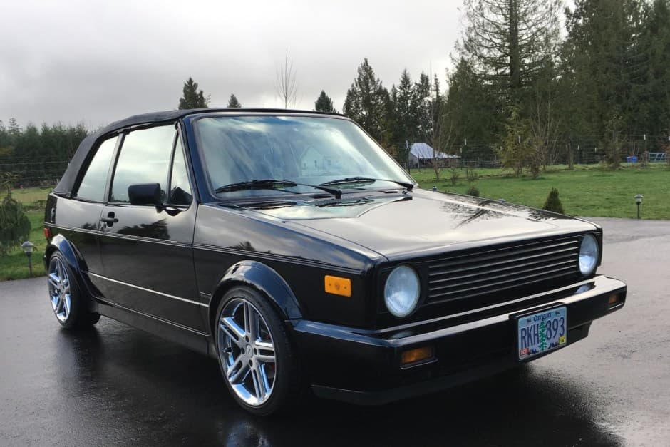 1990 Volkswagen Golf/Rabbit Cabriolet sold for $6,300