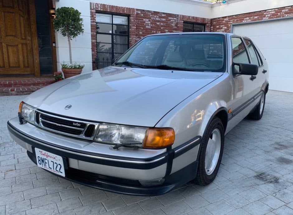 1995 Saab 9000 sold for $5,100