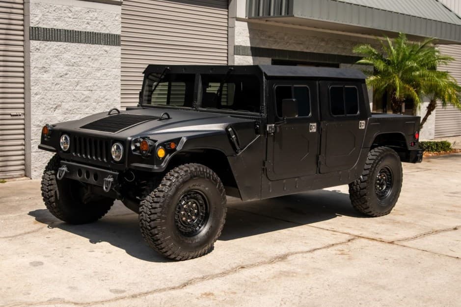 0 Hummer HMMWV/Humvee sold for $40,000