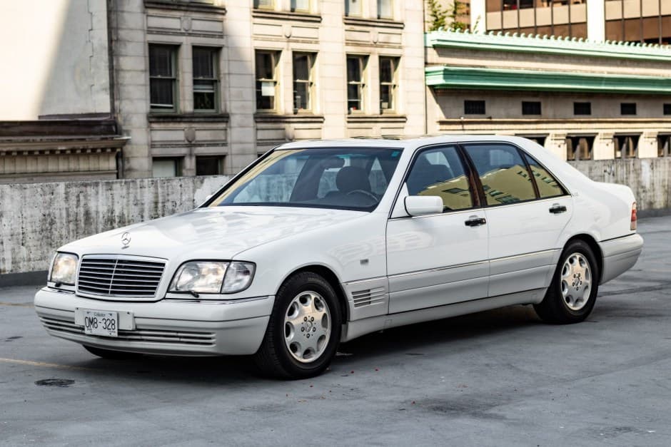 1995 Mercedes-Benz W140 S-Class sold for $21,555