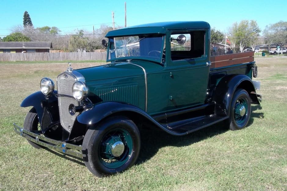 1930 Ford  sold for $17,005
