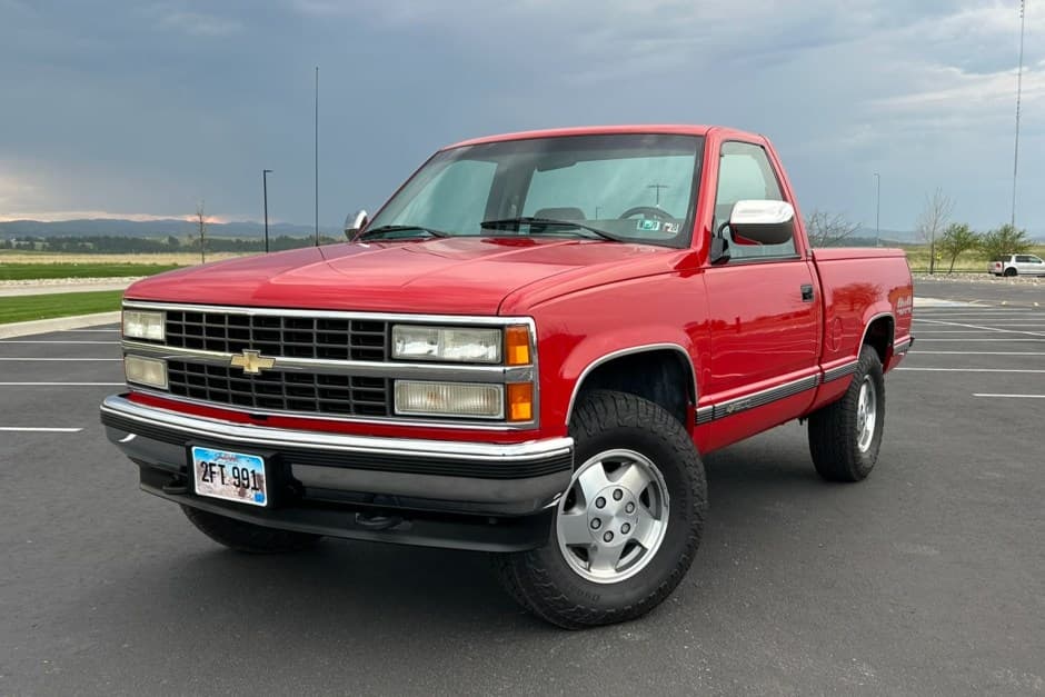 1993 Chevrolet C/K GMT400 (1988-2002) sold for $18,750