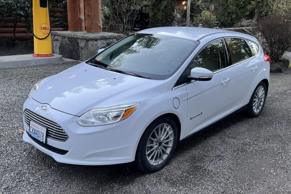2014 Ford Focus sold for $9,200