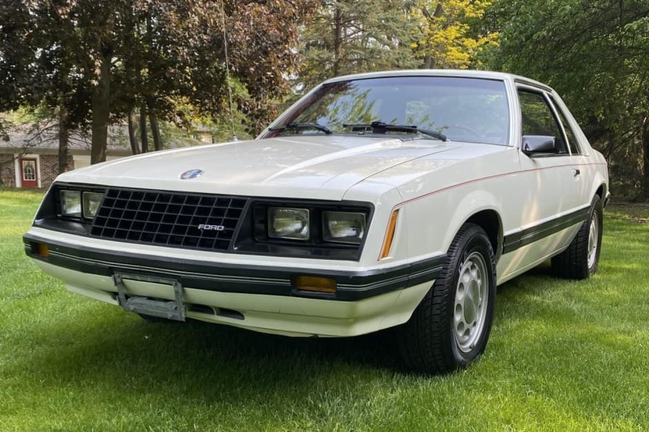 1981 Ford Fox-Body Mustang sold for $6,300