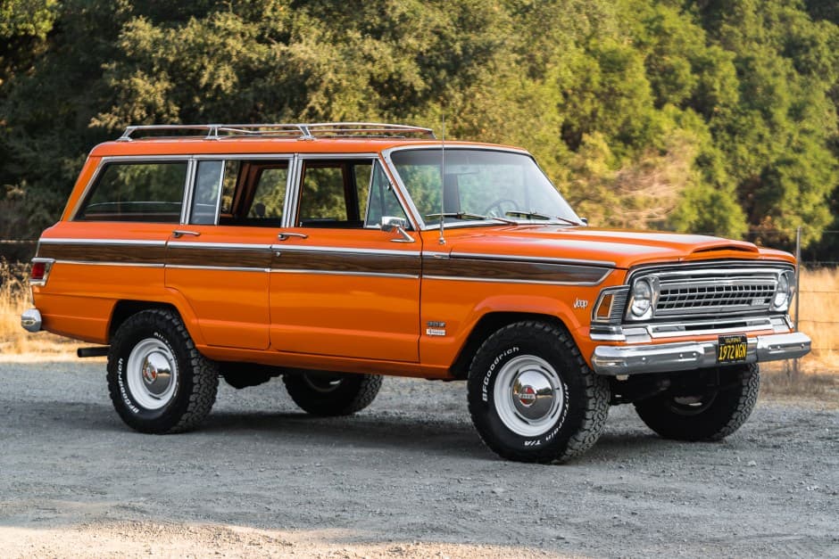 1972 Jeep SJ Wagoneer sold for $52,000