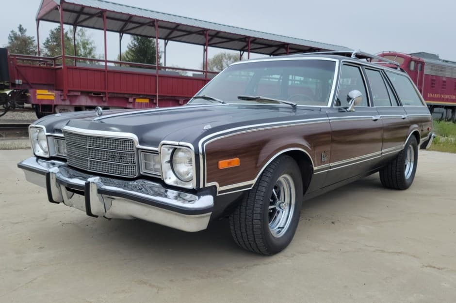 1977 Plymouth Volare sold for $12,000
