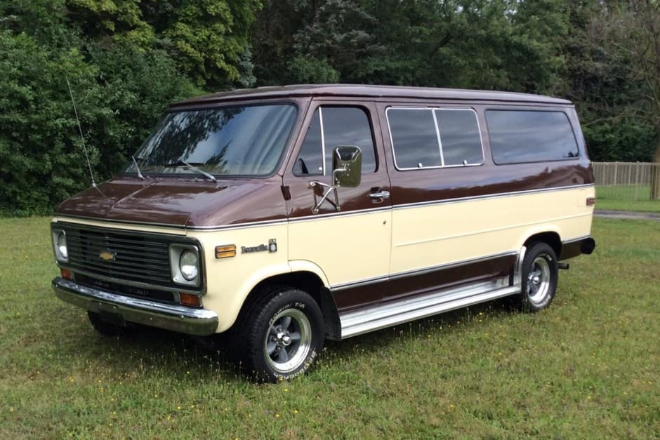 1977 Chevrolet G-Series Van sold for $15,000