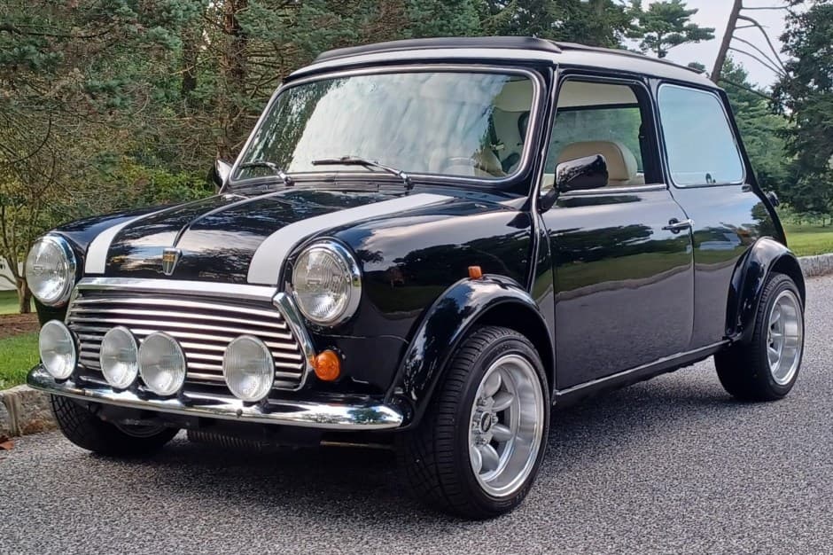 1993 Mini Mk VI & Mk VII sold for $23,750