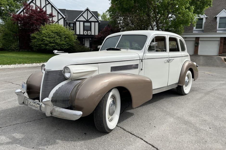 1939 Cadillac Series 61 sold for $7,000