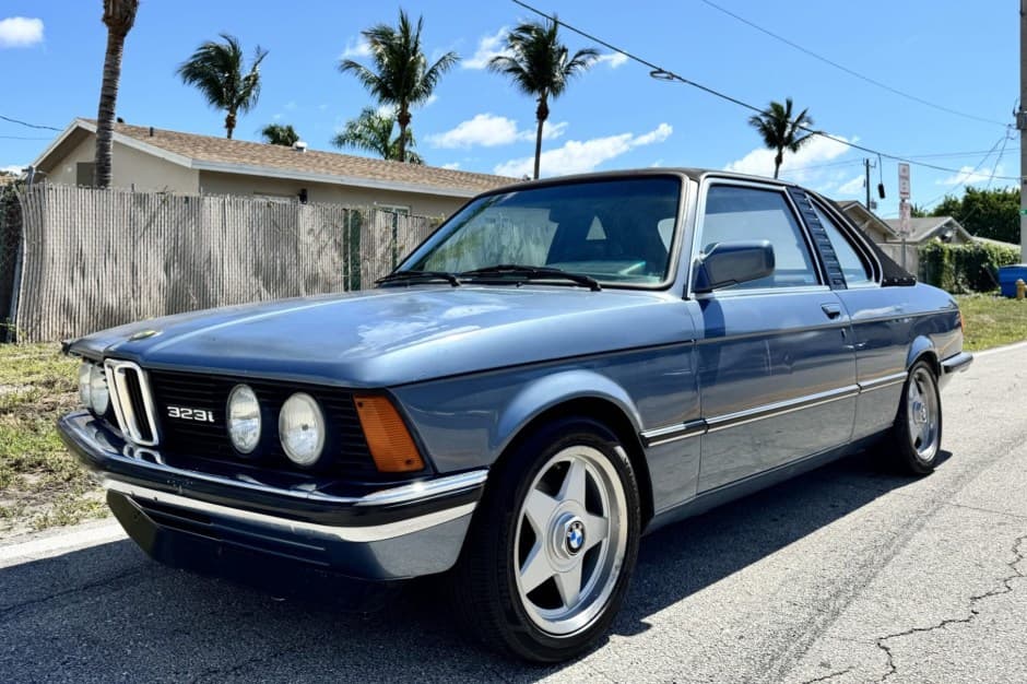1981 BMW E21 3-Series sold for $3,602