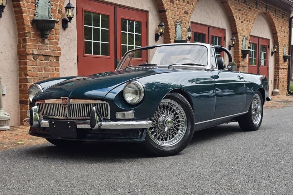 1965 MG MGB sold for $14,750