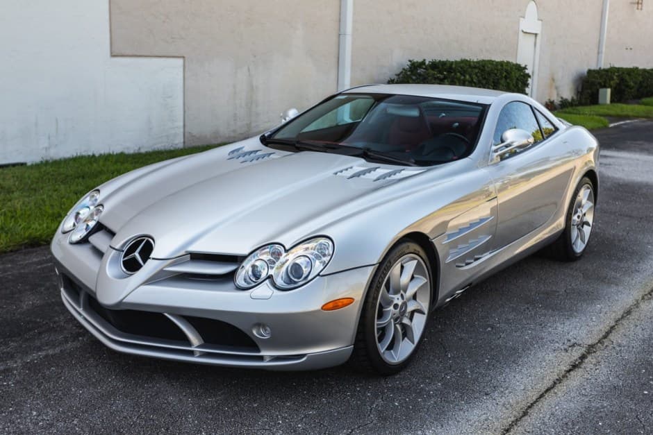 2006 Mercedes-Benz SLR McLaren sold for $277,000