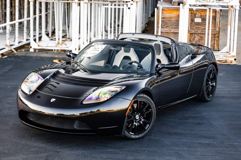2008 Tesla Roadster sold for $71,420