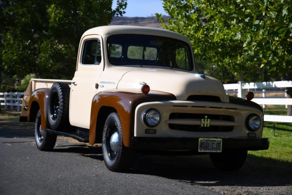 1954 International Harvester  sold for $11,500