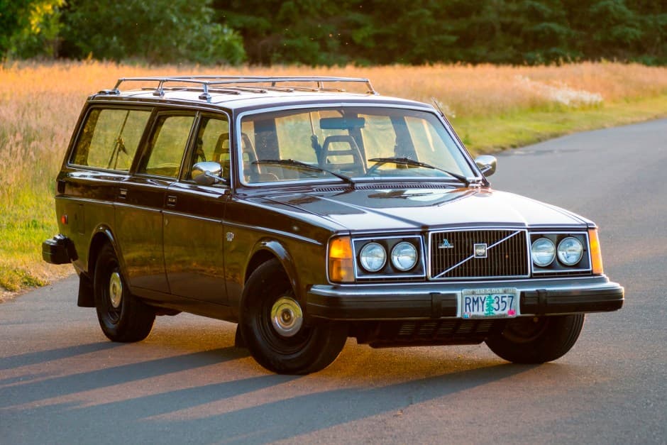 1979 Volvo 240 sold for $4,000