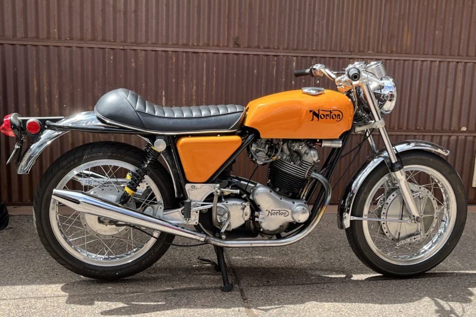 1971 Norton Commando sold for $14,250