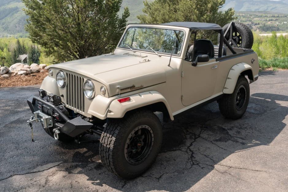 1967 Jeep Jeepster Commando sold for $17,650