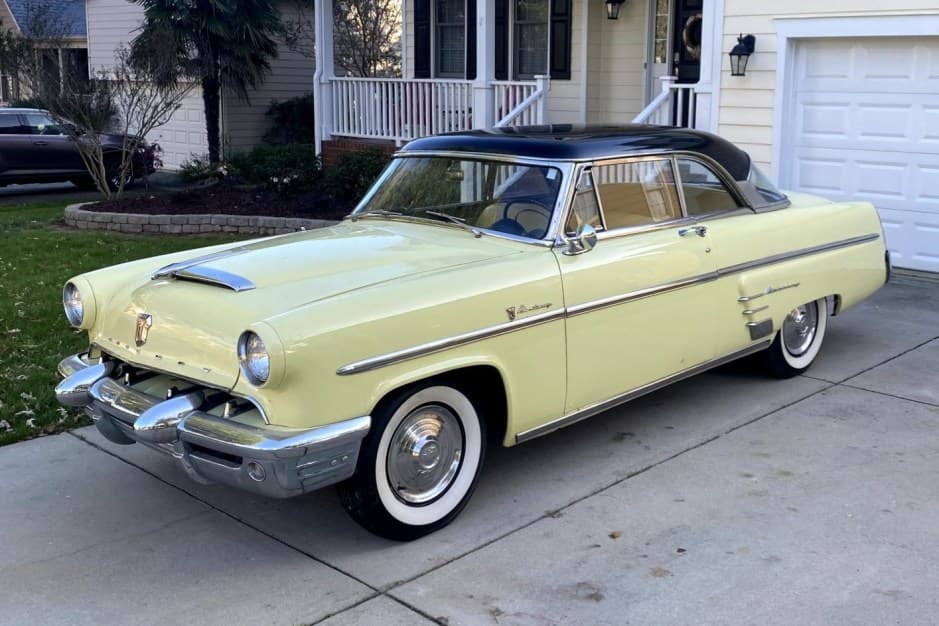 1953 Mercury Monterey sold for $12,750