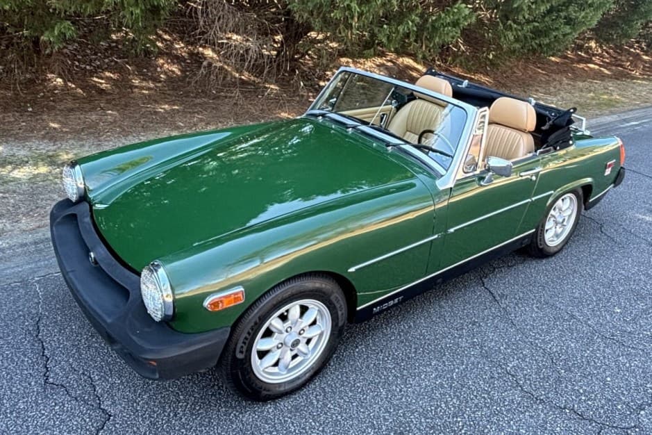 1977 MG Midget sold for $6,000