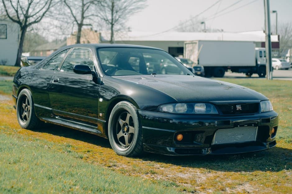 1995 Nissan R33 Skyline sold for $71,000