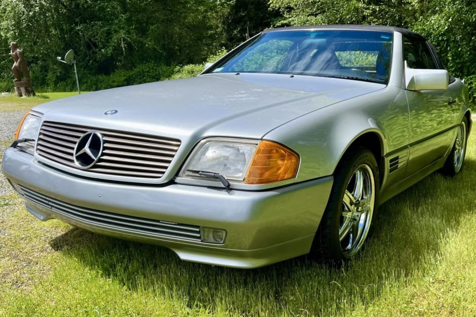 1992 Mercedes-Benz R129 SL sold for $11,000