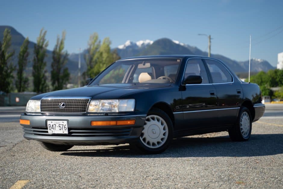 1992 Lexus LS Sedan sold for $10,500