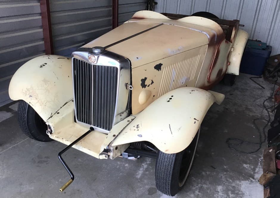 1951 MG TD sold for $5,600