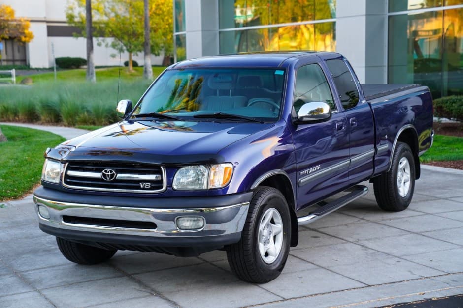 2002 Toyota Tundra (XK30/XK40 2000-2006) sold for $17,171