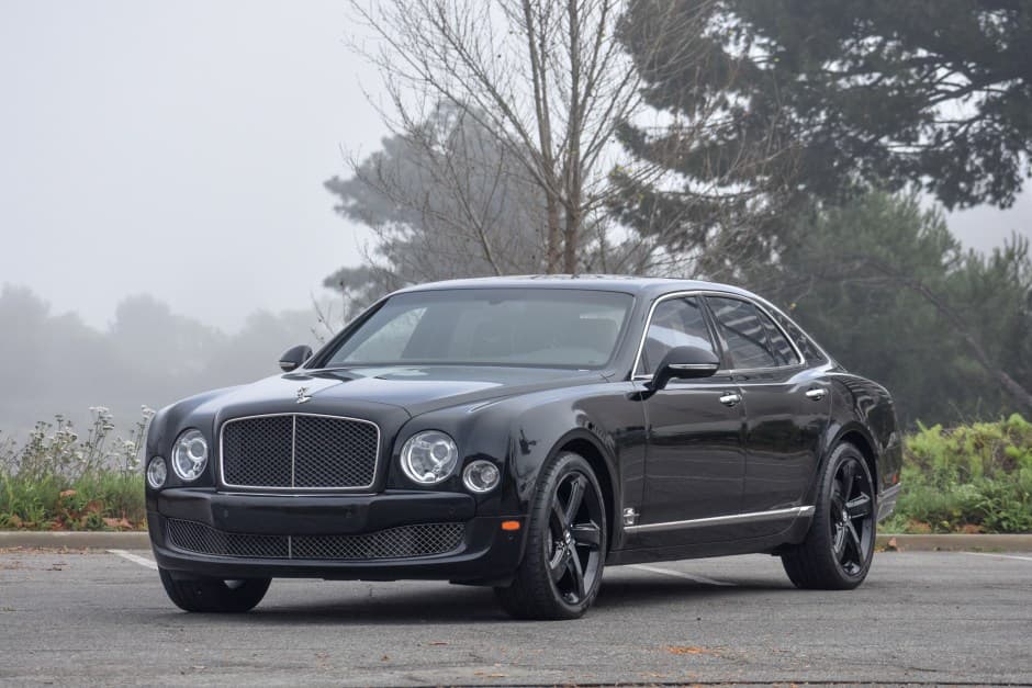 2016 Bentley Mulsanne (2011-2020) sold for $150,000