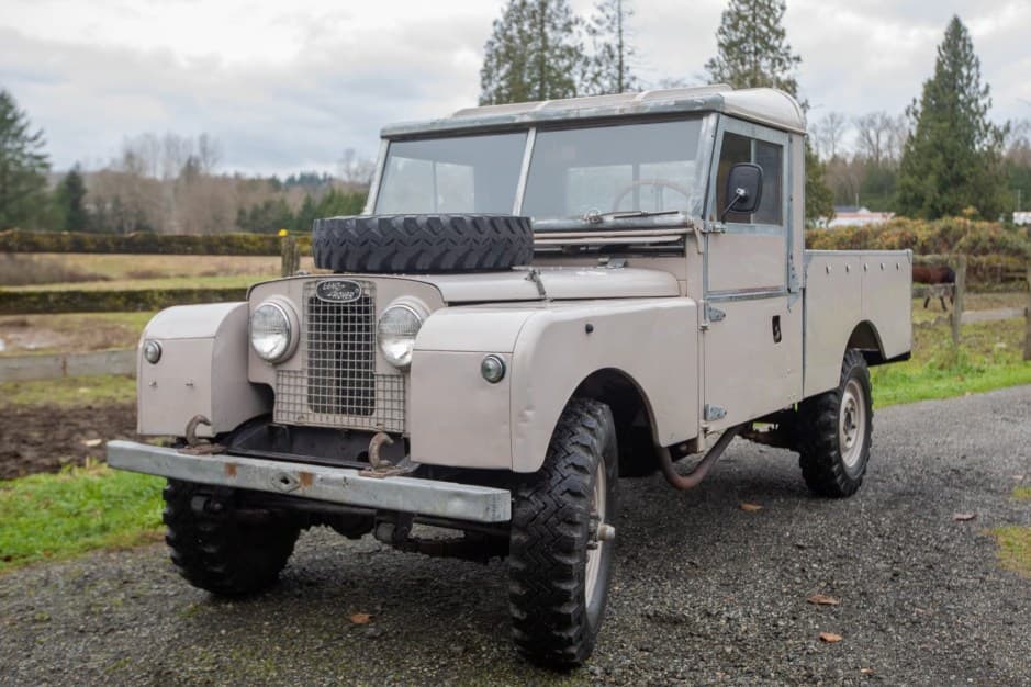1957 Land Rover Series 109 sold for $19,250
