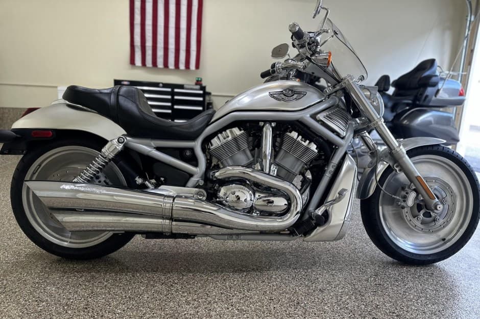 2003 Harley-Davidson V-Rod sold for $12,050