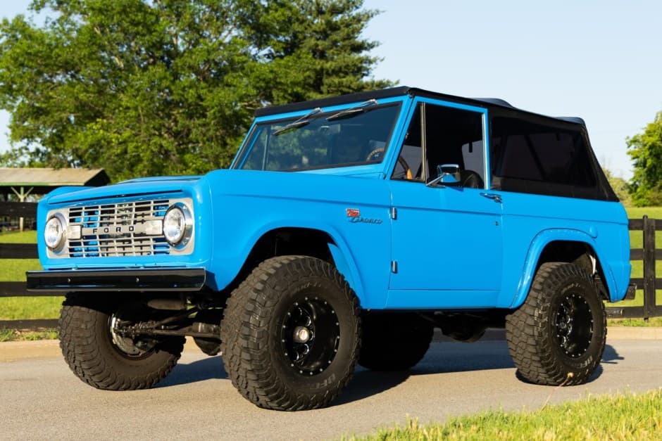 1975 Ford Bronco U13/U14/U15 1966-1977 sold for $53,000