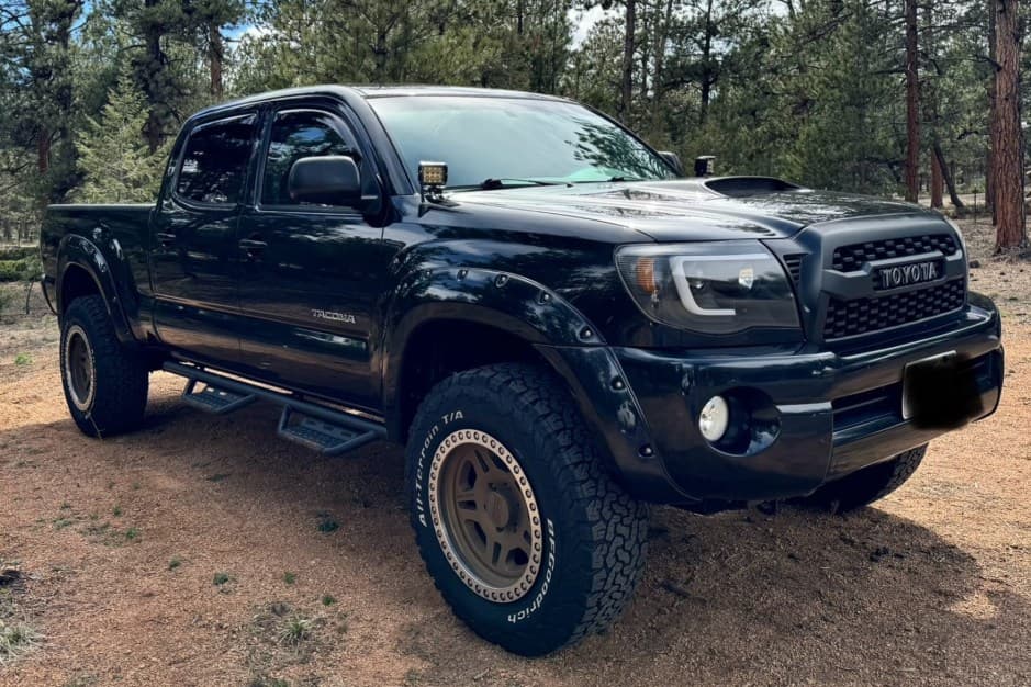 2010 Toyota Tacoma (N2X0 2005-2015) sold for $15,000