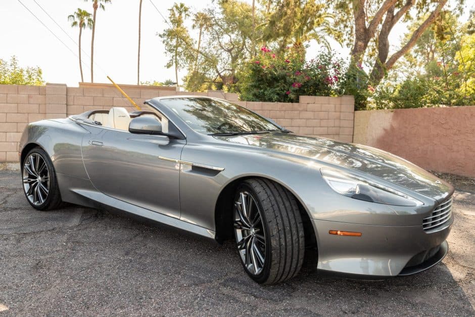 2012 Aston Martin Virage sold for $76,000